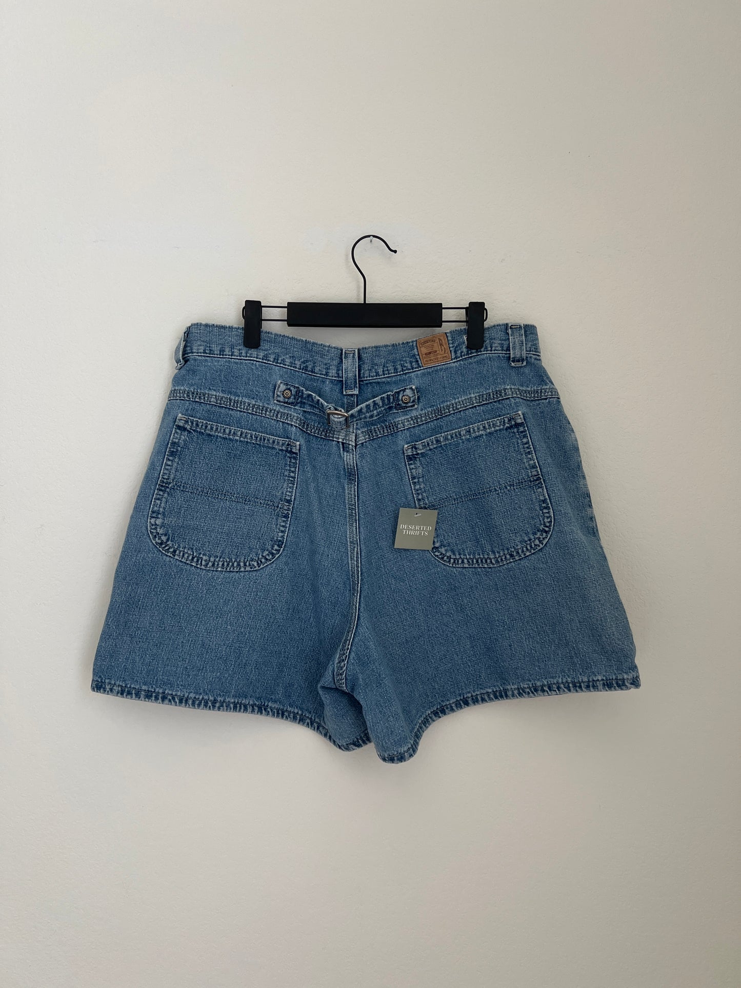 Lee Riders Buckle Shorts (36-37"w)