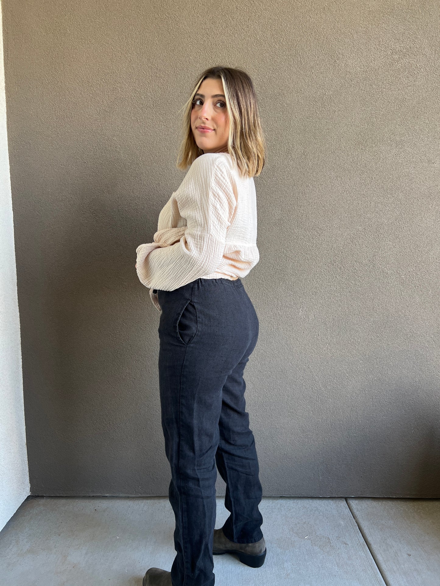 Vintage Black Linen Easy Pants (PS)