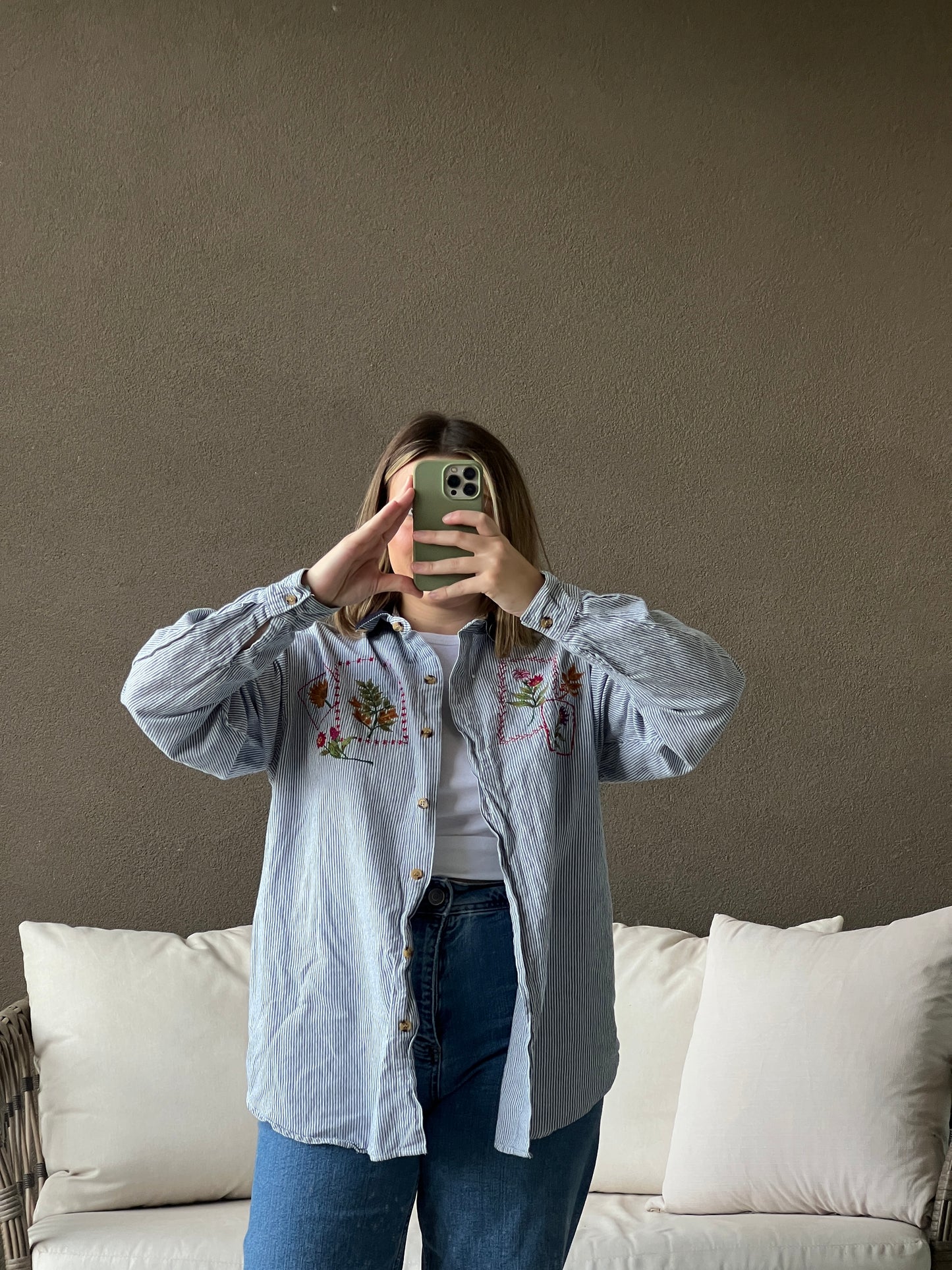 Floral Embroidered Striped Shirt (M)