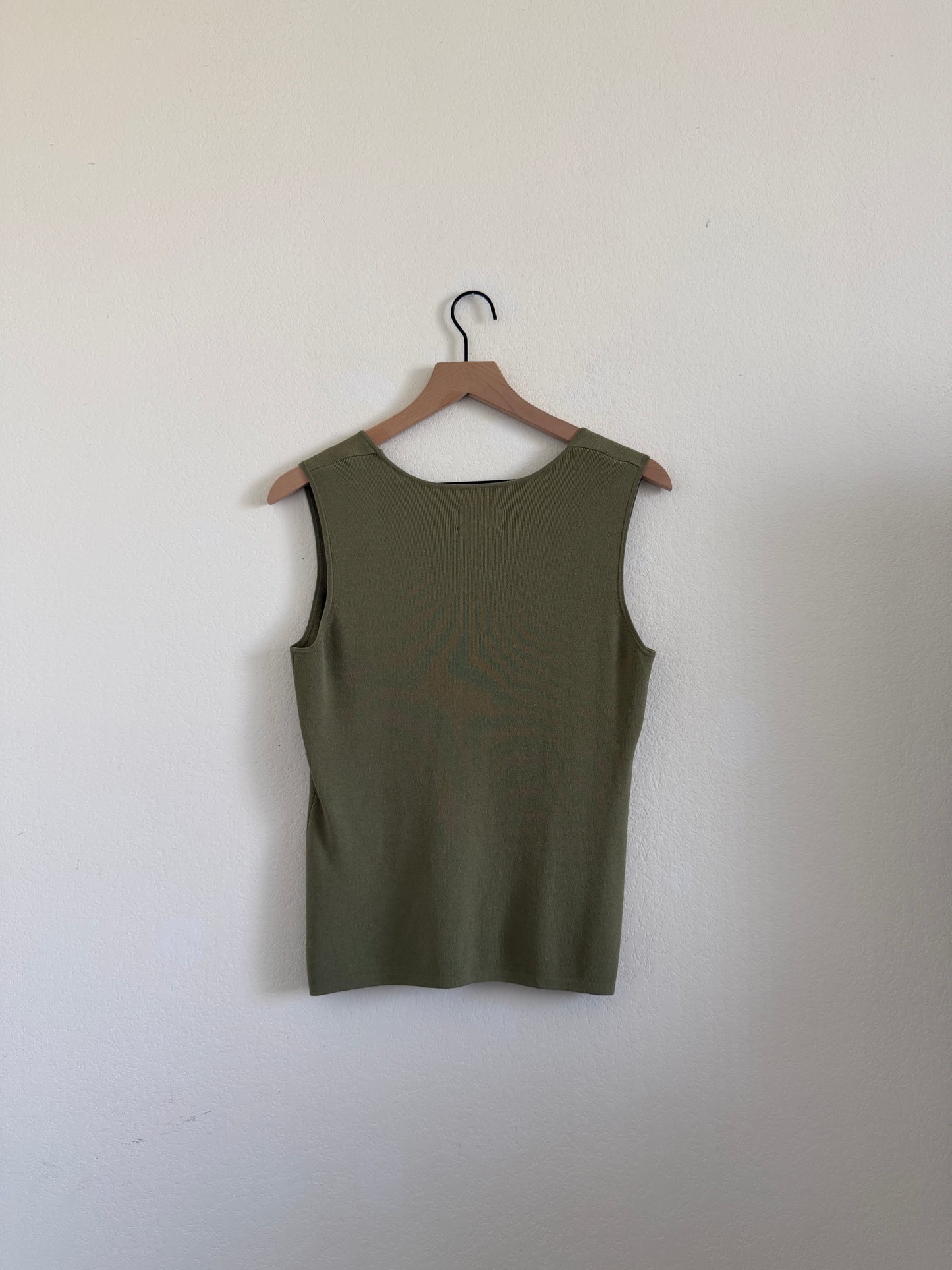Green Tank (M)