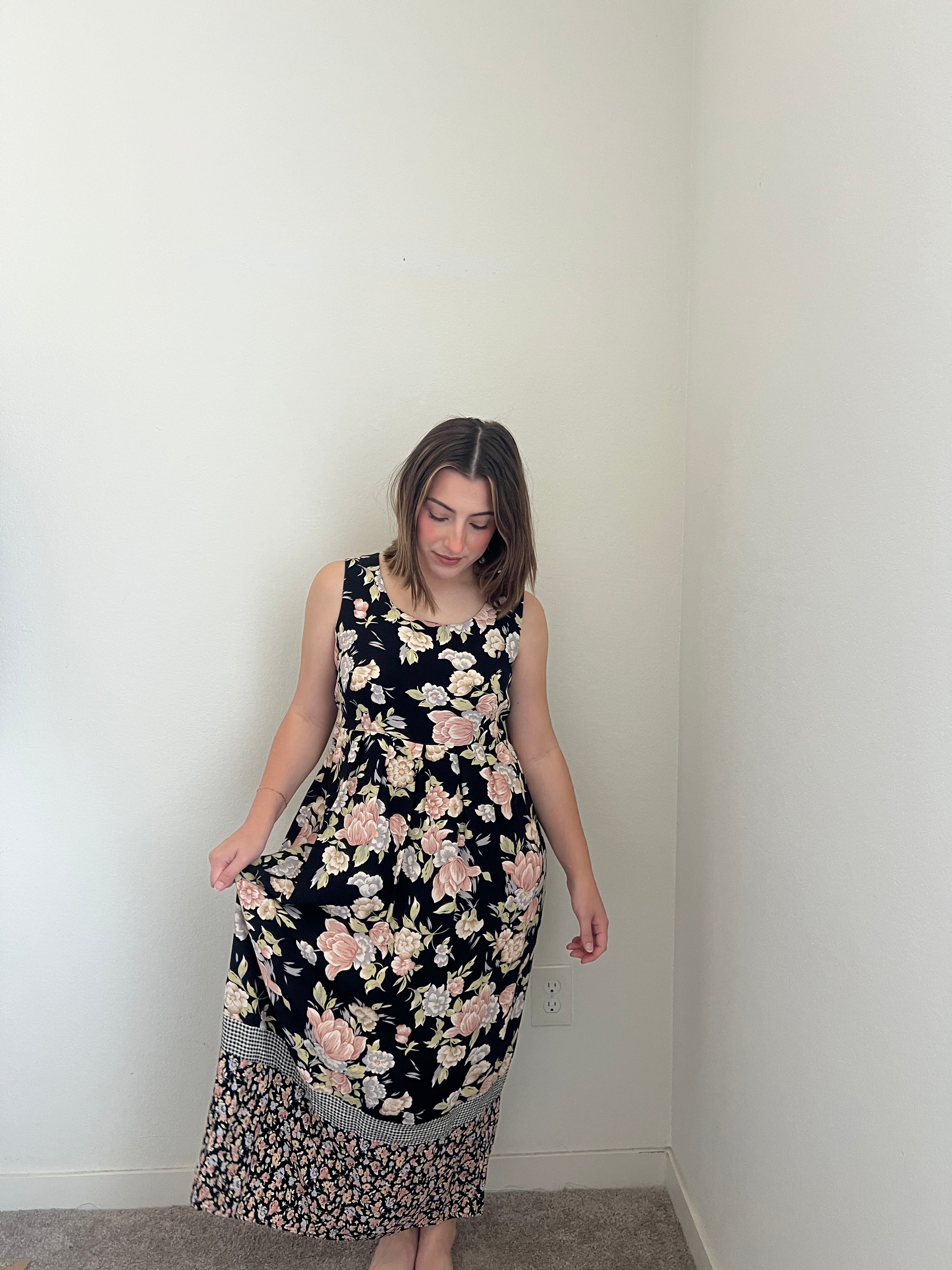 Vintage Floral Maxi Dress (4)