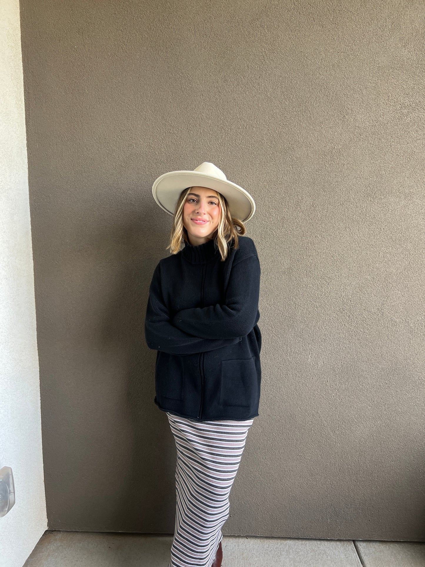 Black Vintage Pocket Sweater (OS)
