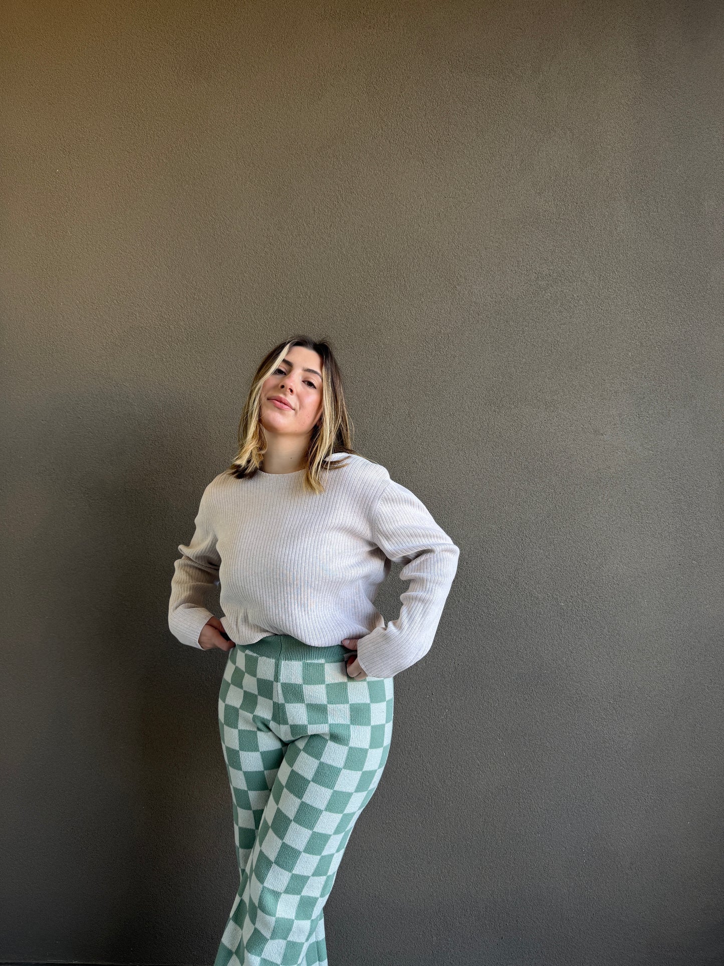 Beige Ribbed Sweater (L)