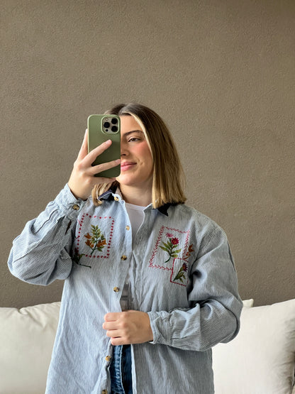 Floral Embroidered Striped Shirt (M)