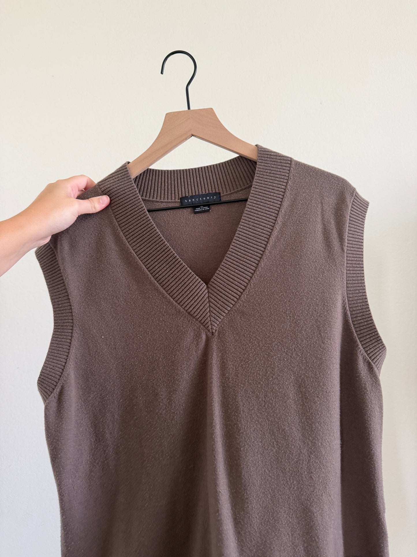 Brown Sweater Vest (XL)
