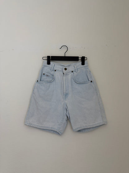 VTG Chic Denim Shorts (25"W)