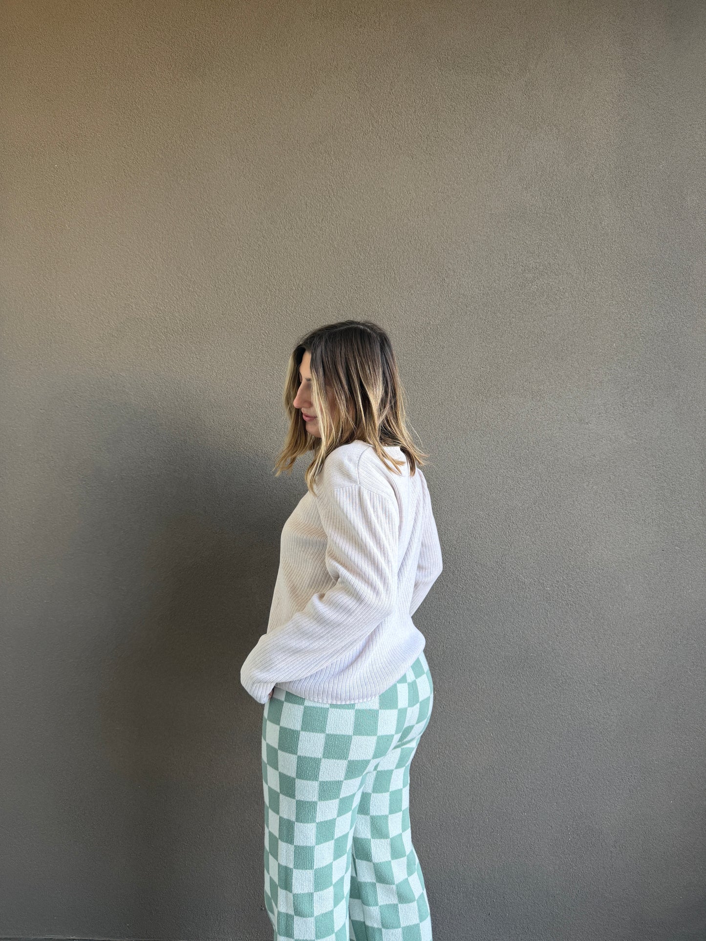 Beige Ribbed Sweater (L)