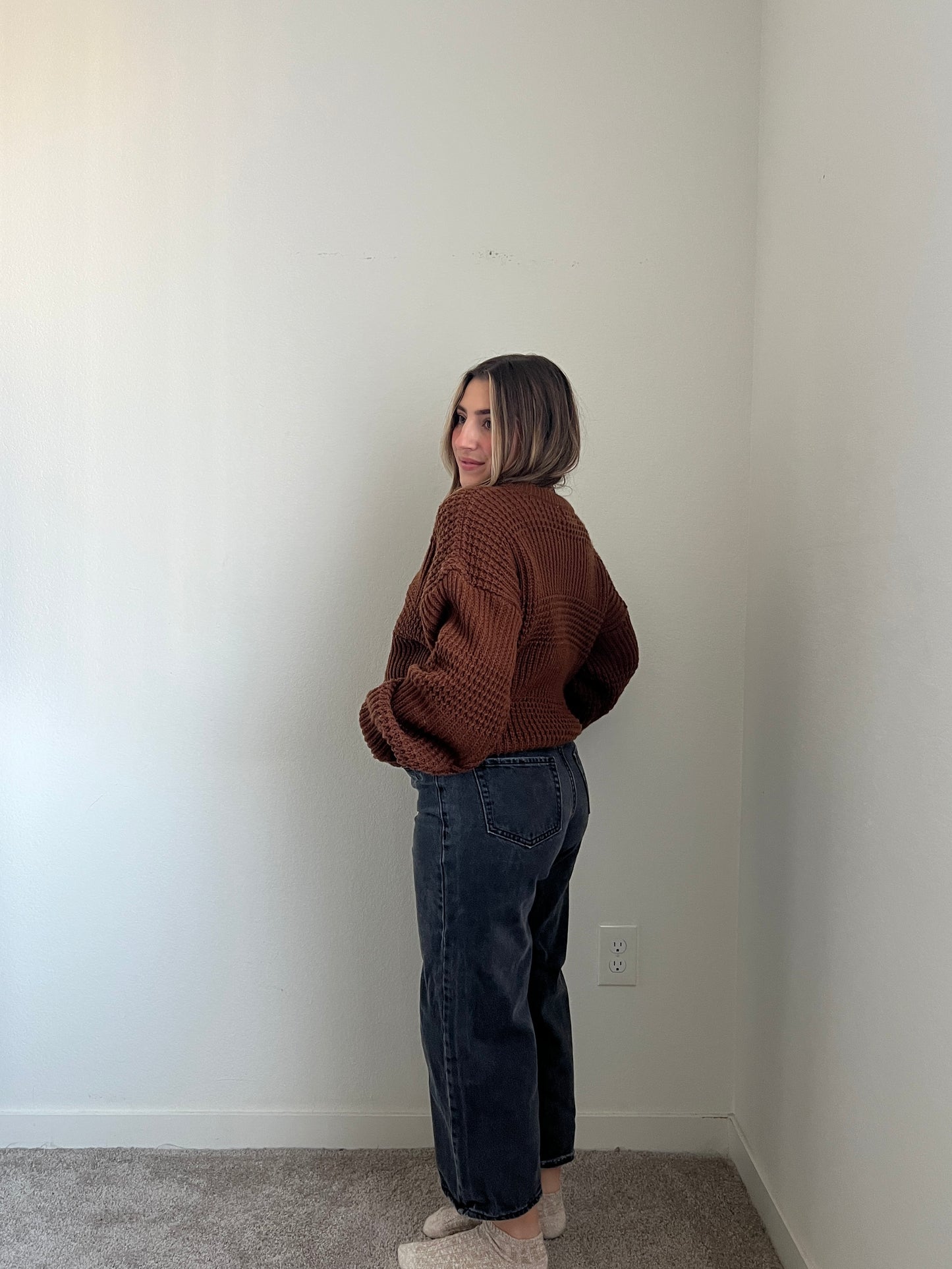 Molasses Vintage Textured Sweater (M)