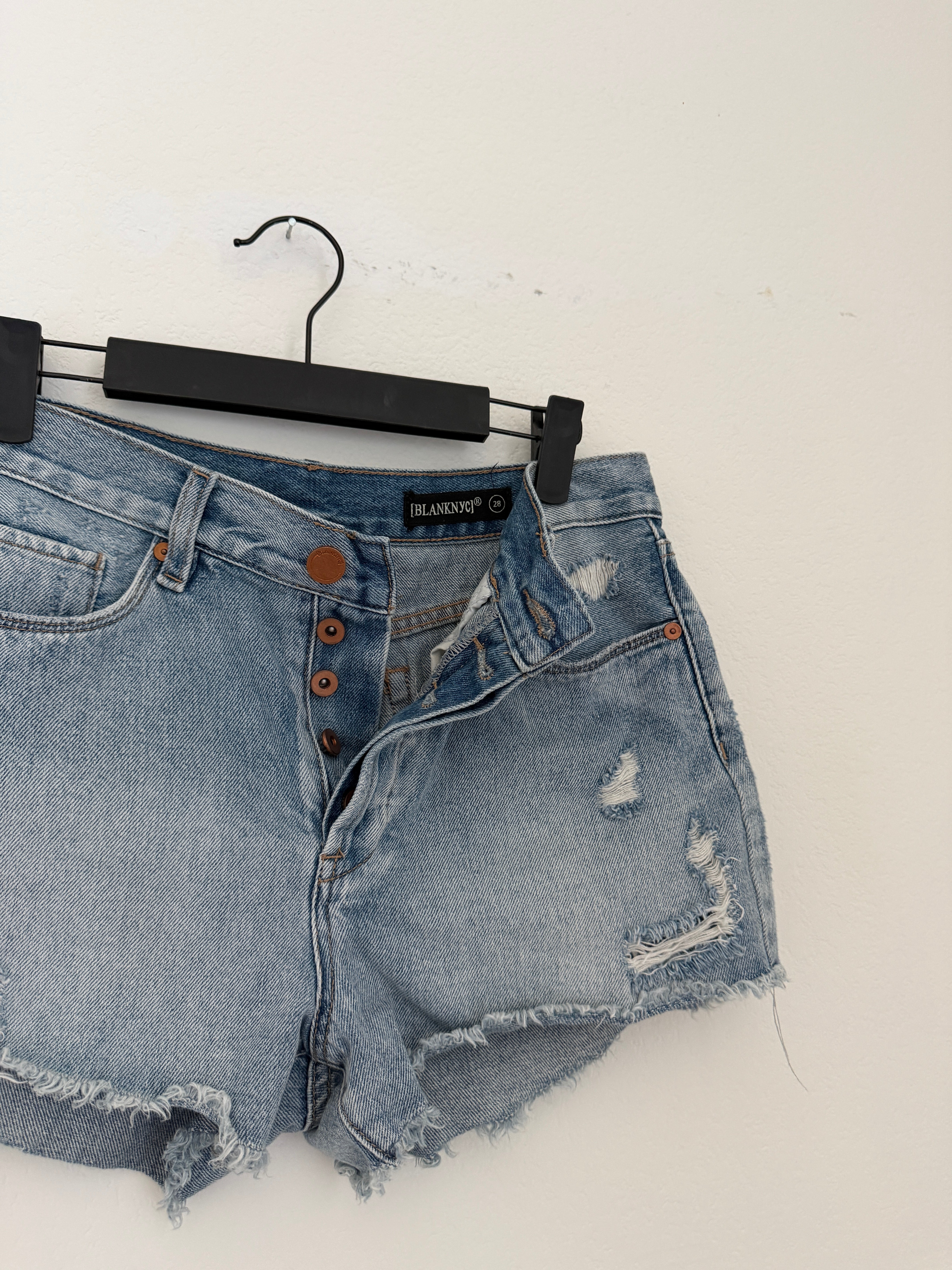BlankNYC cut-off shorts (28)