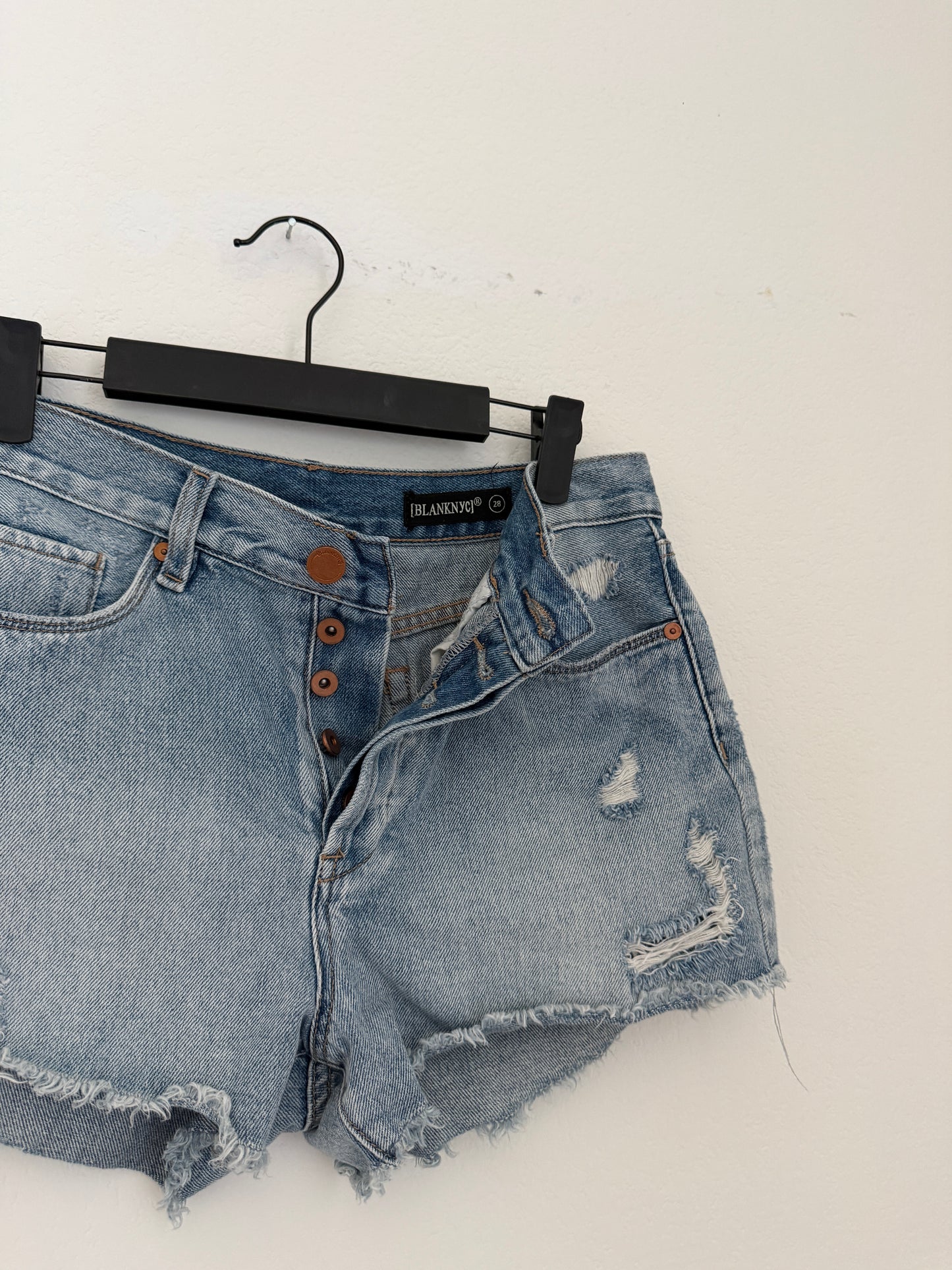 BlankNYC cut-off shorts (28)