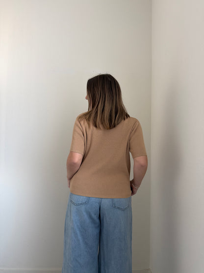 Camelback Textured Short Sleeve Top (XL)