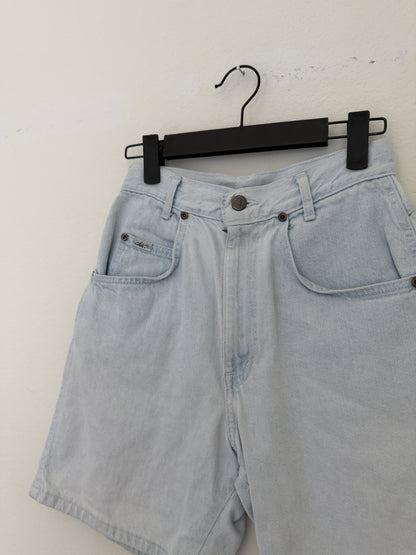 VTG Chic Denim Shorts (25"W)