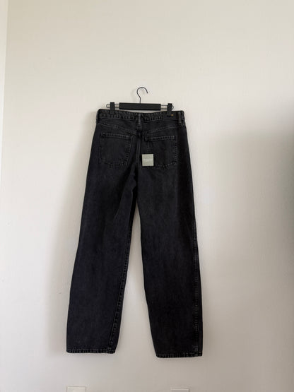 Express Relaxed Straight Low Rise (30"W)