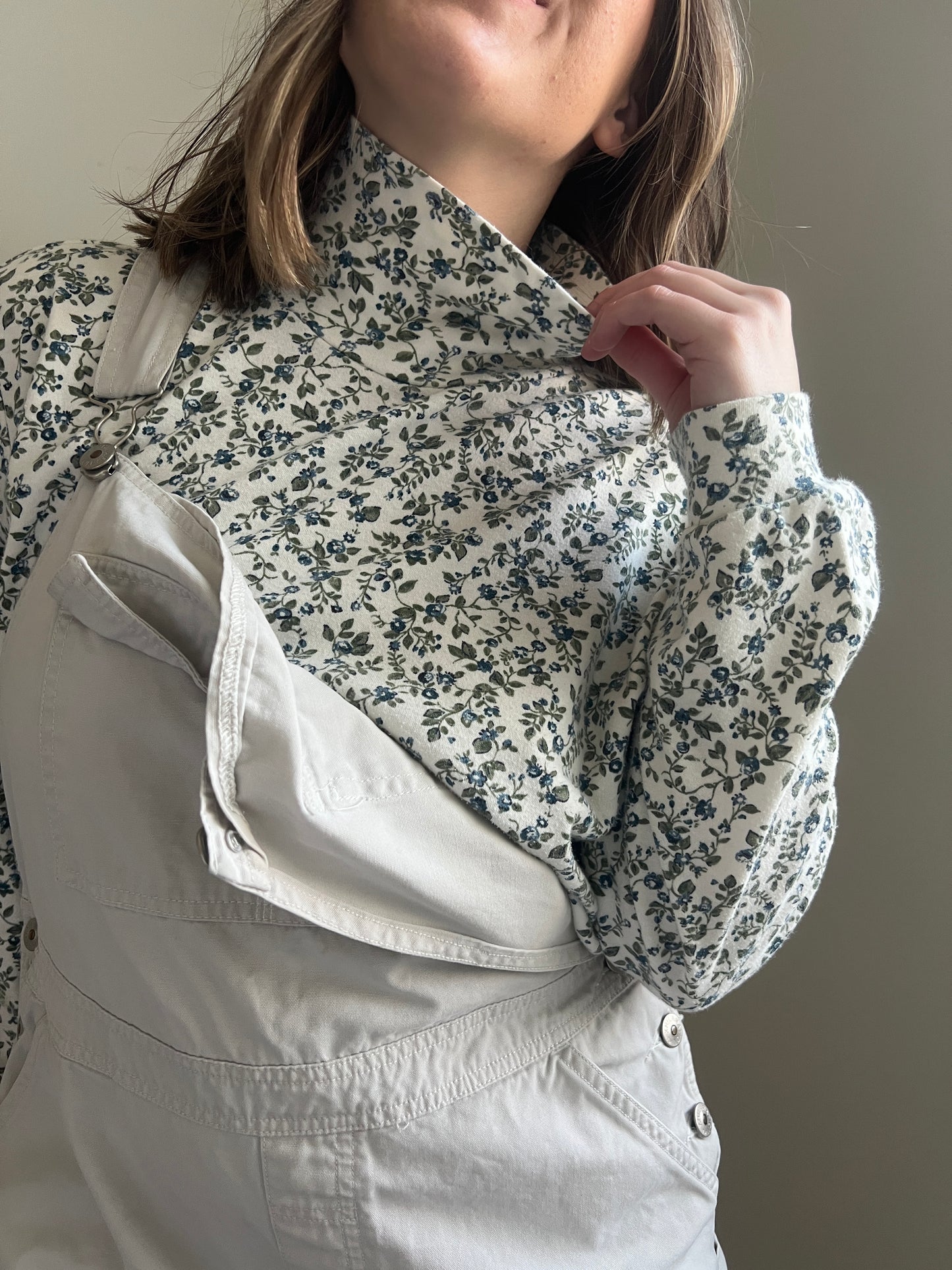 Floral Long Sleeve Turtleneck (XL)