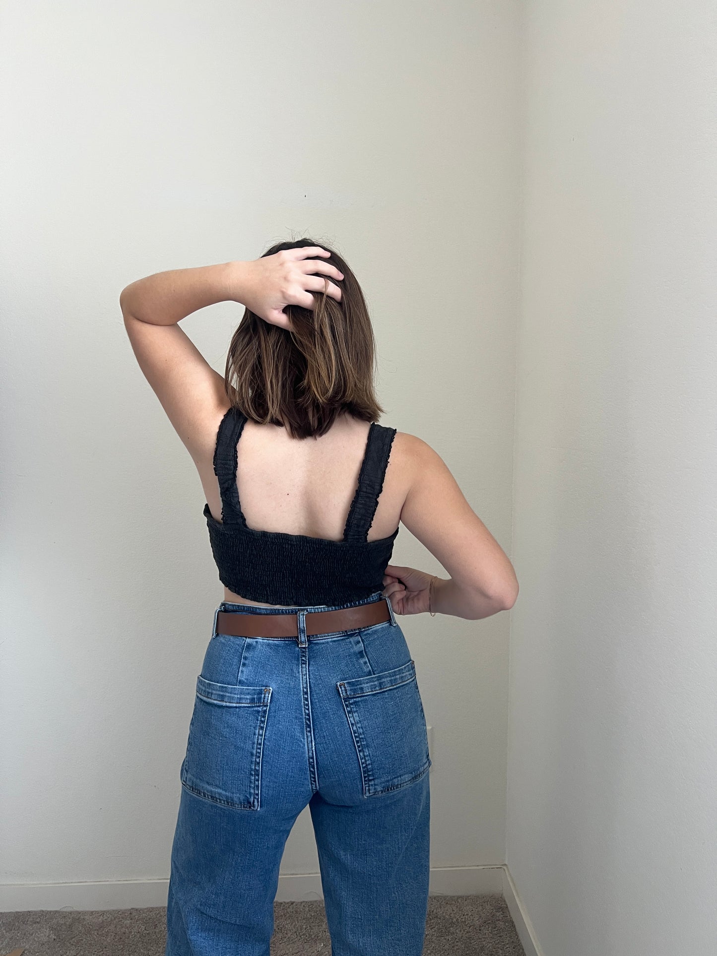 Black Lacy Cropped Tank (L)