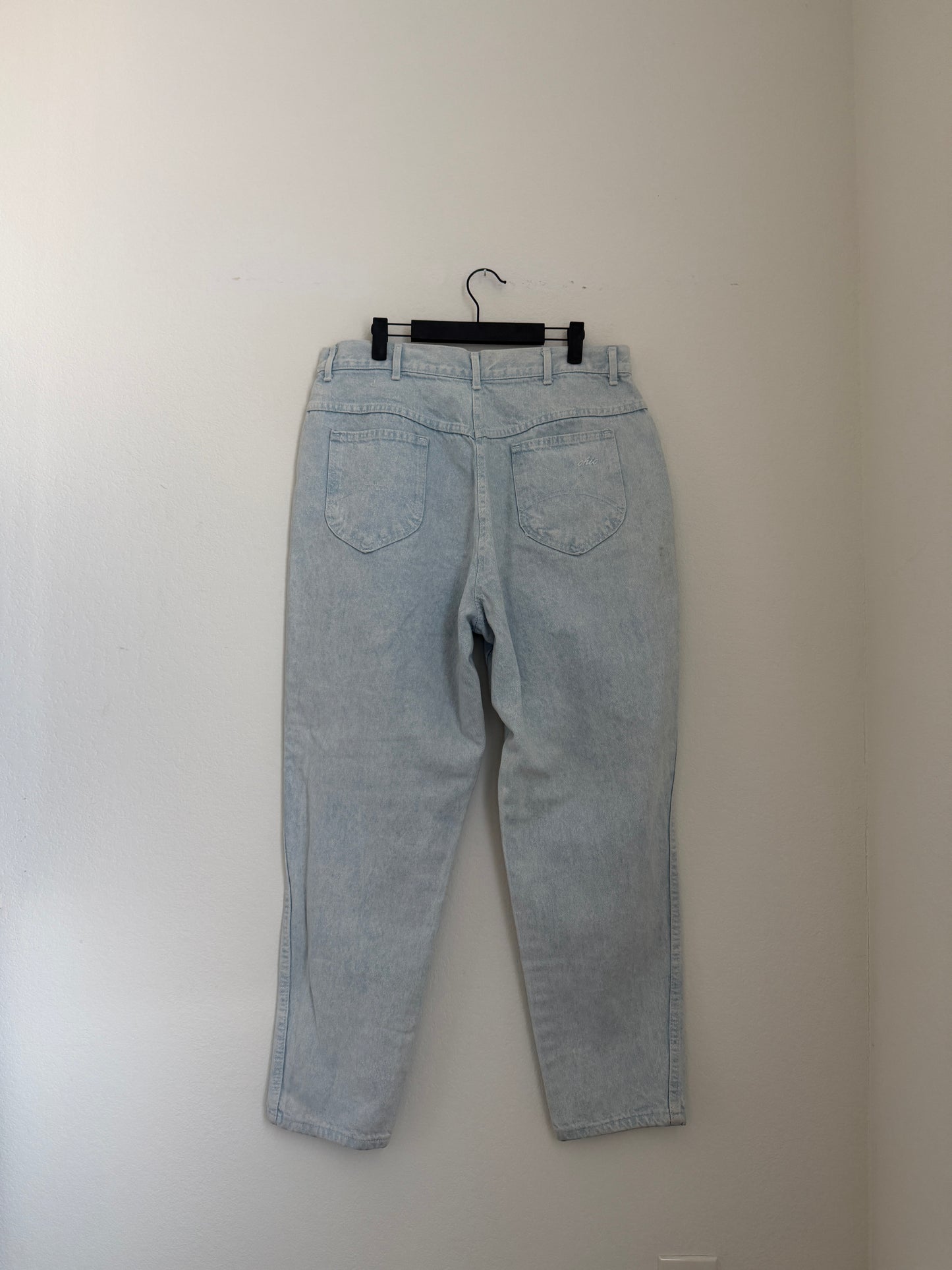 Vintage Chic Jeans (34"W)