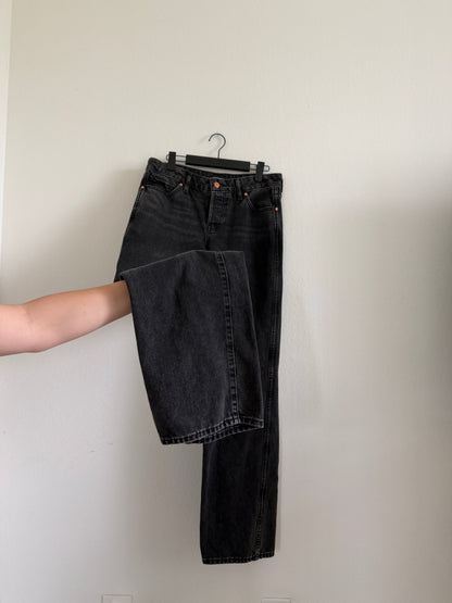 Express Relaxed Straight Low Rise (30"W)