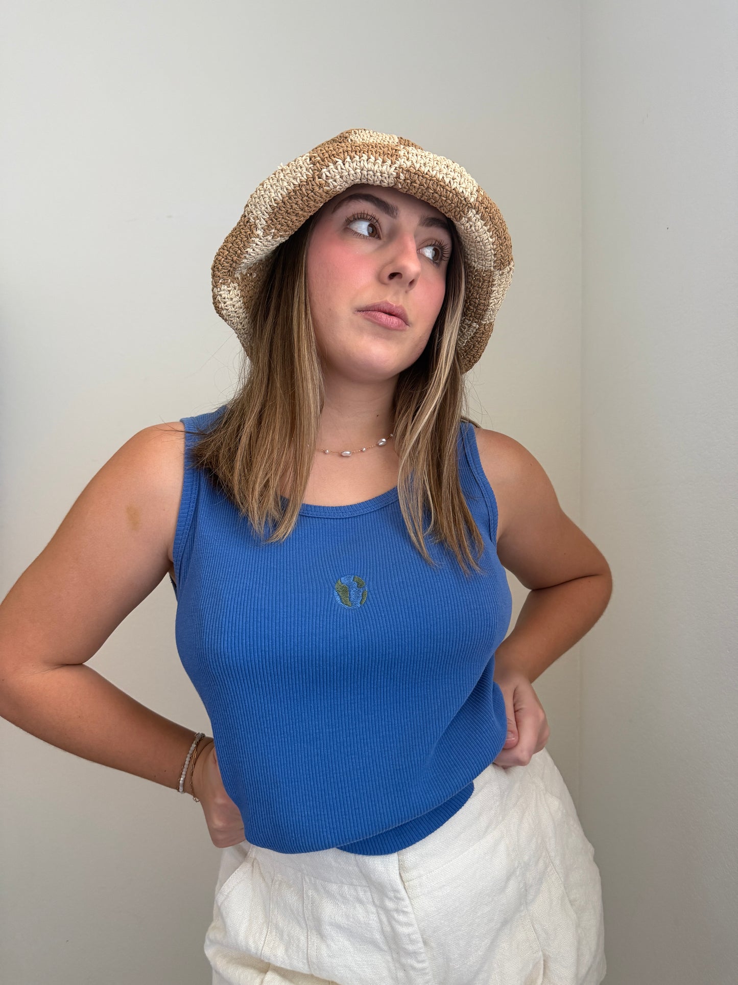 Earth Embroidered Original Tank (M)