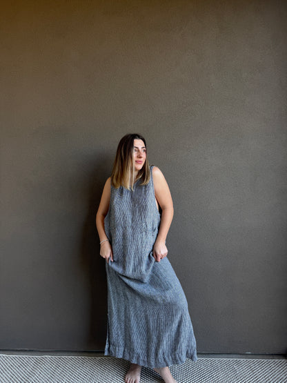 Vintage Black Maxi (L)