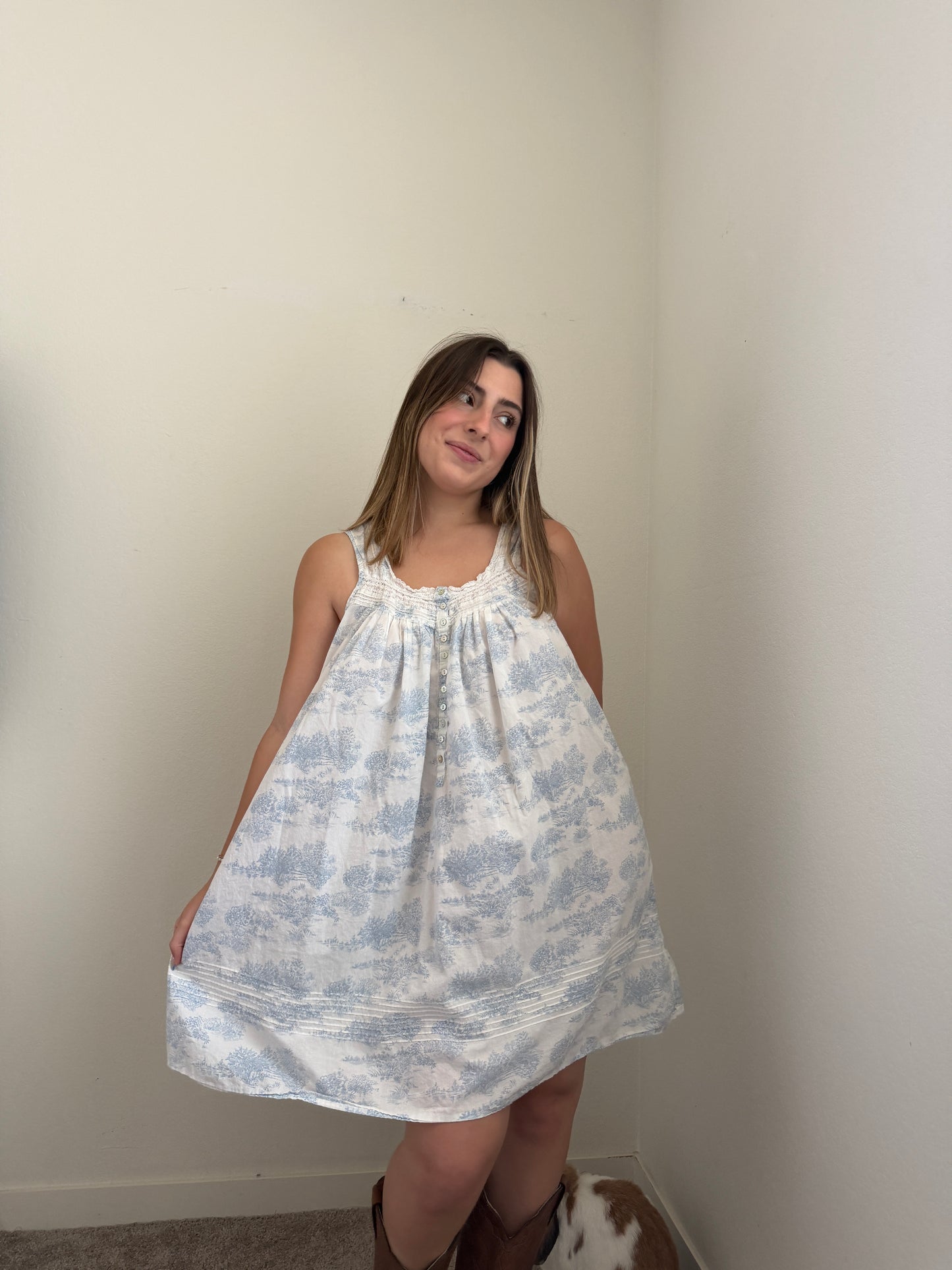 Blue Floral Toile Nightgown (L)