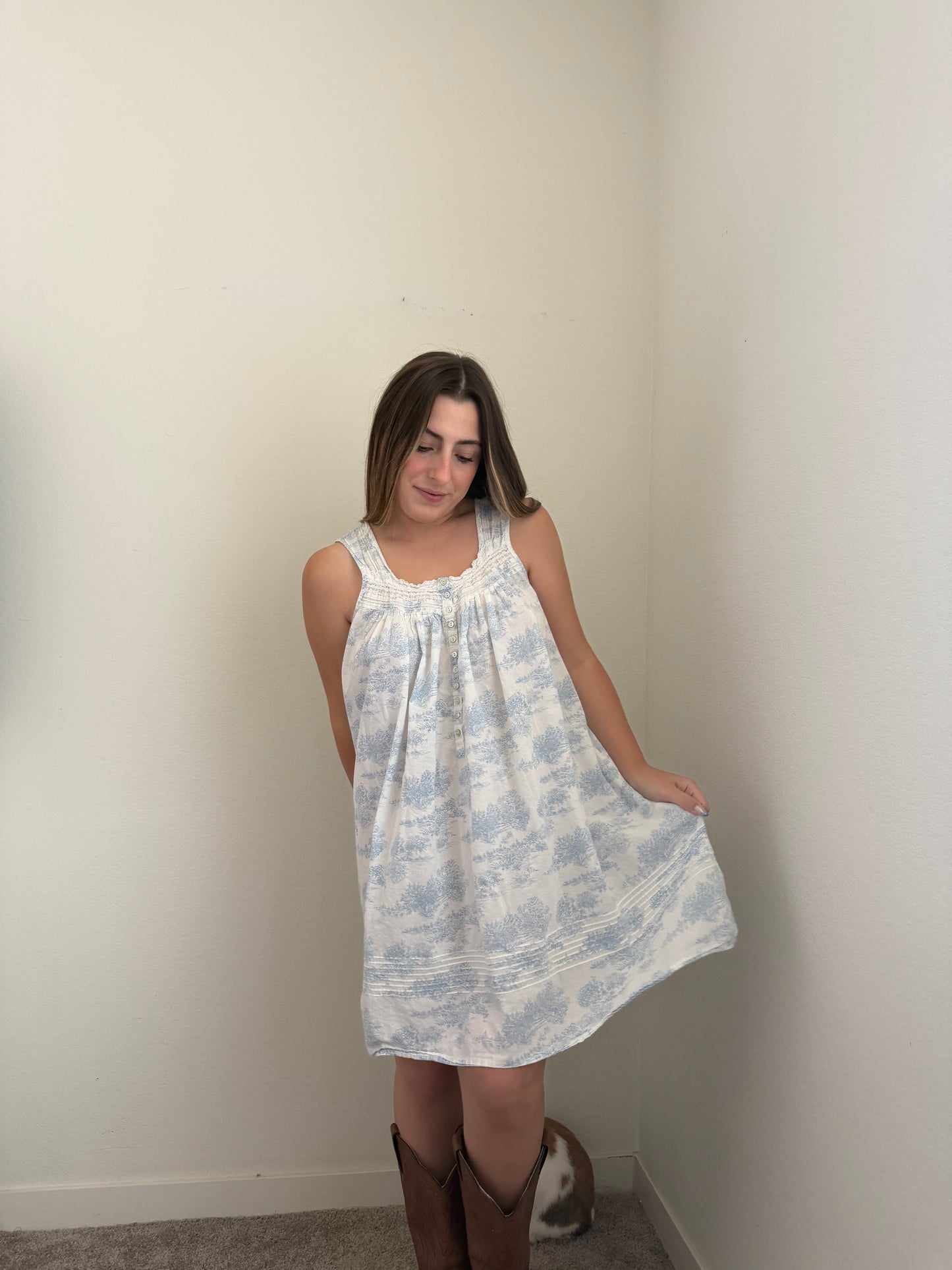 Blue Floral Toile Nightgown (L)