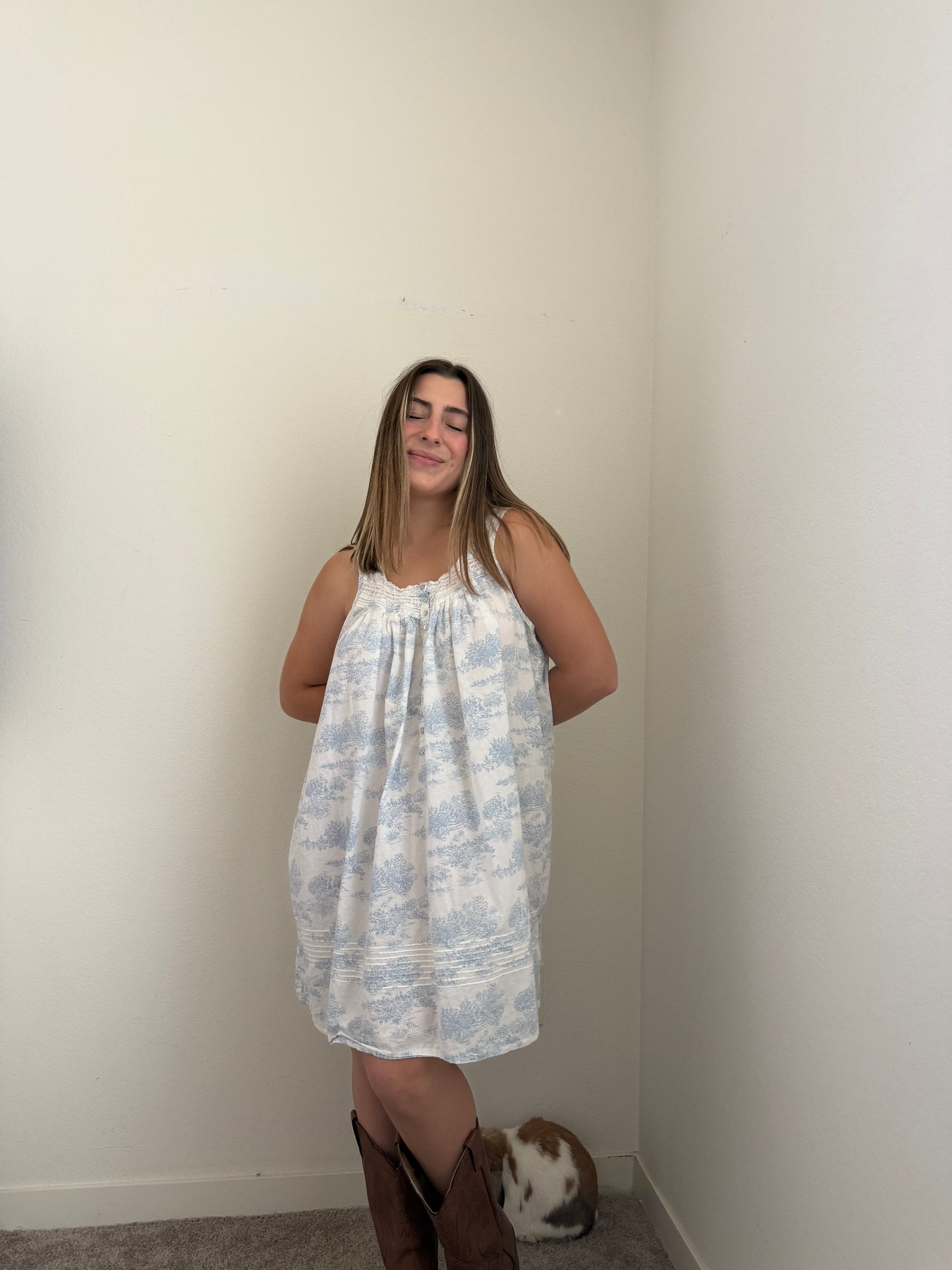 Blue Floral Toile Nightgown (L)