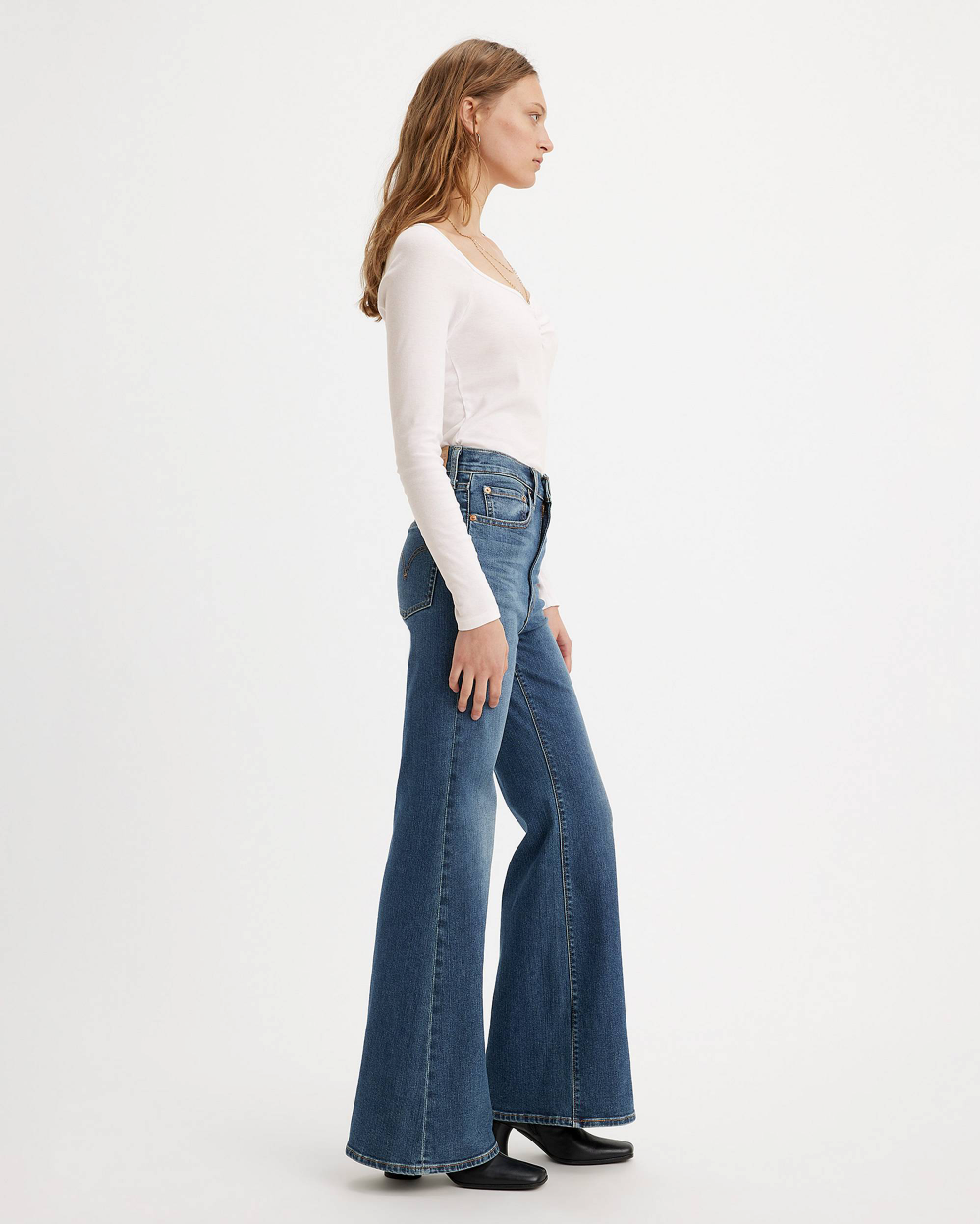 Levi's Ribcage Bell Jeans (27"W)